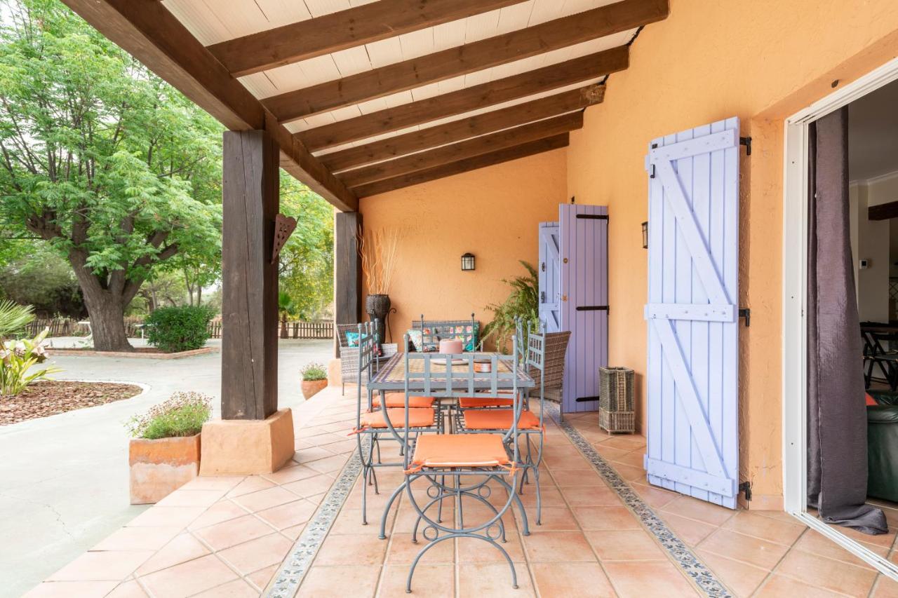 Villa Laforge Carmona  Exteriör bild